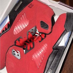Jordan 5 Raging bull size 11